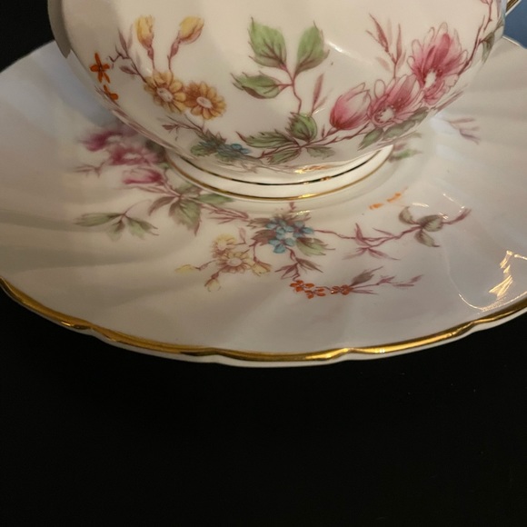 Tuscan Fine English bone China Gravy Boat and Plate - Picture 3 of 8